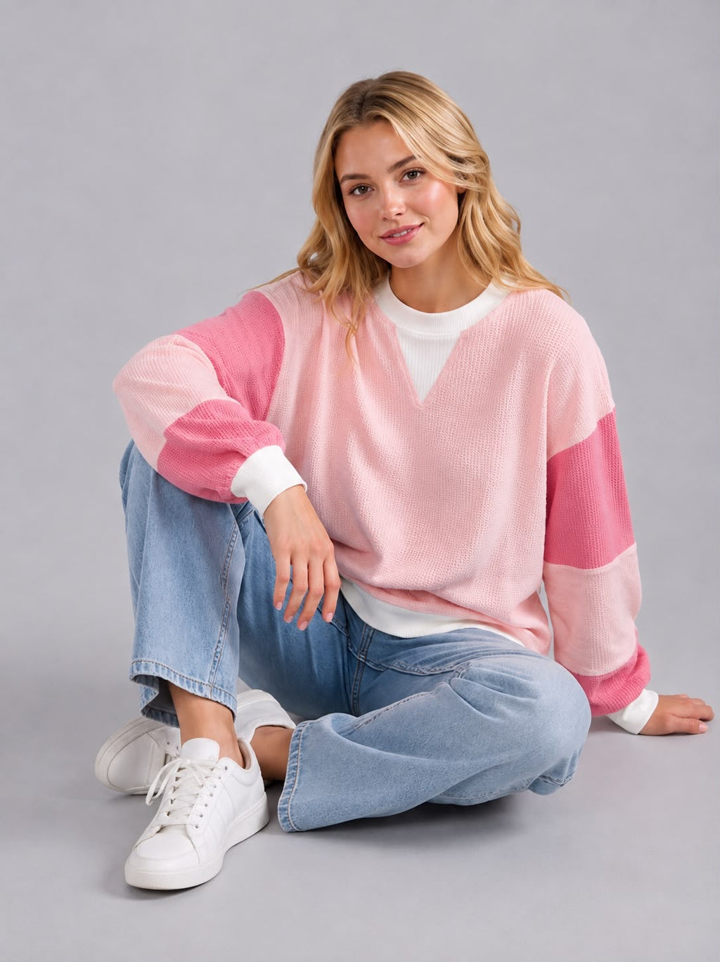 Cloudy Knit Colorblock Long Sleeve
Top