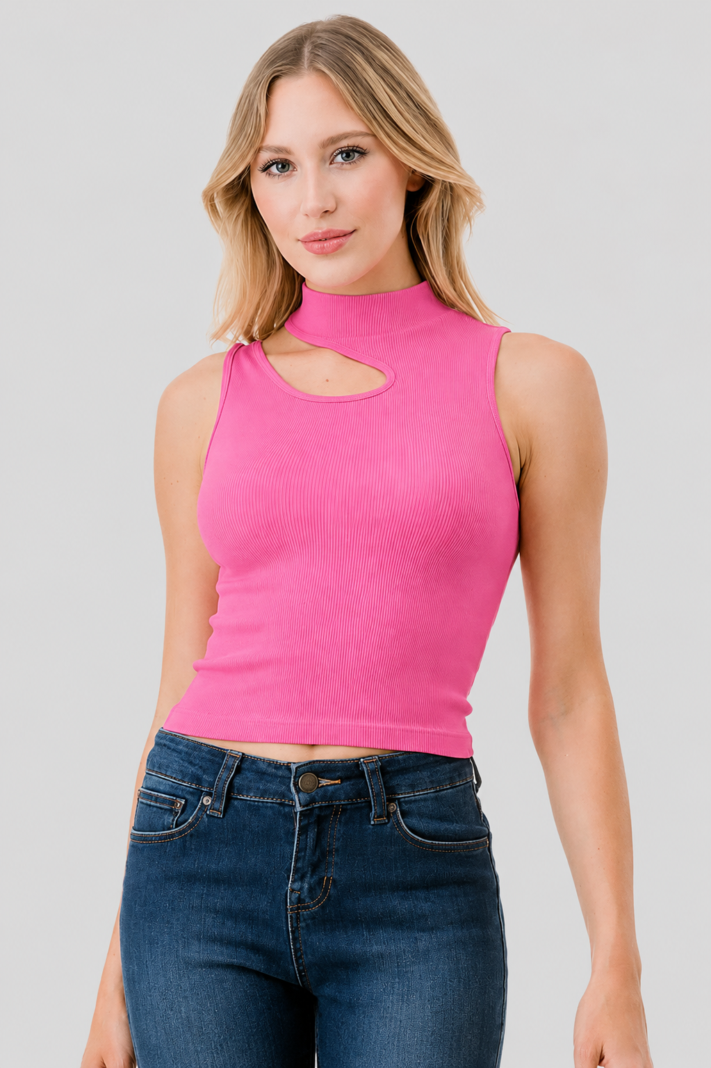 TOP DE CUELLO ALTO SIN COSTURAS